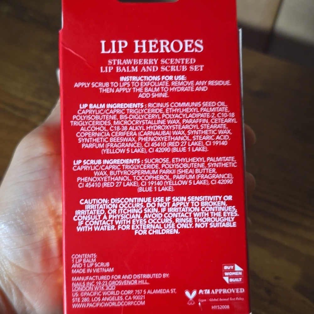 HOLLER LIP HEROS NWT SOLD OUT - Picture 2 of 2
